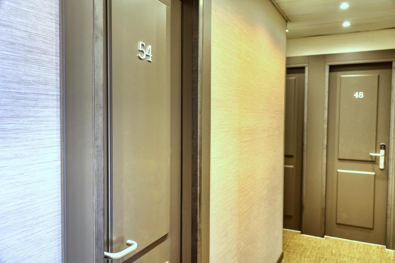 Hotel Mec Milan Bagian luar foto