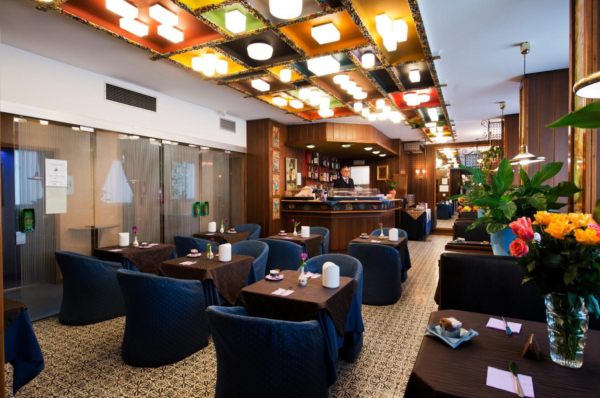 Hotel Mec Milan Bagian luar foto
