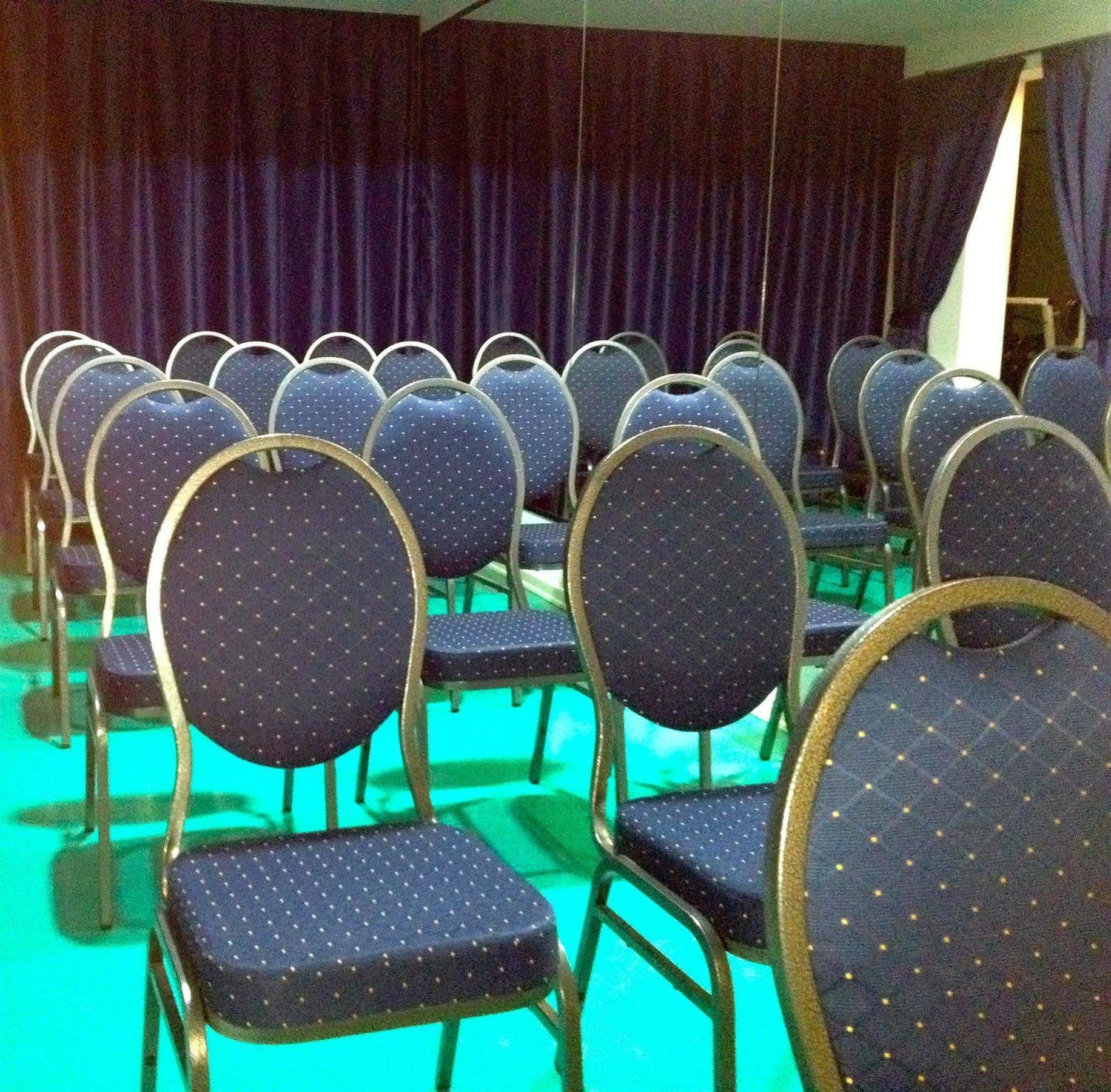 Hotel Mec Milan Bagian luar foto